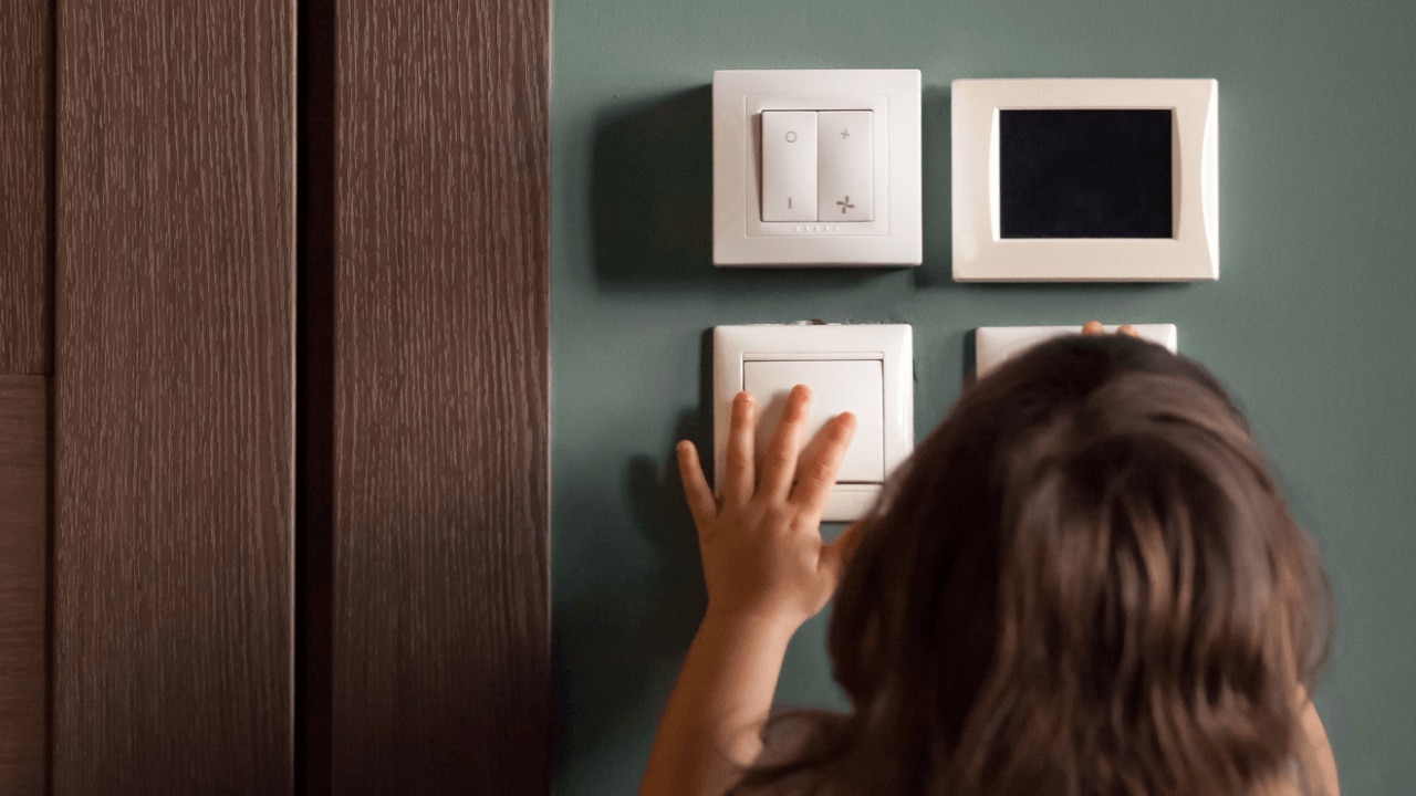 smart-home-switches-poster.png